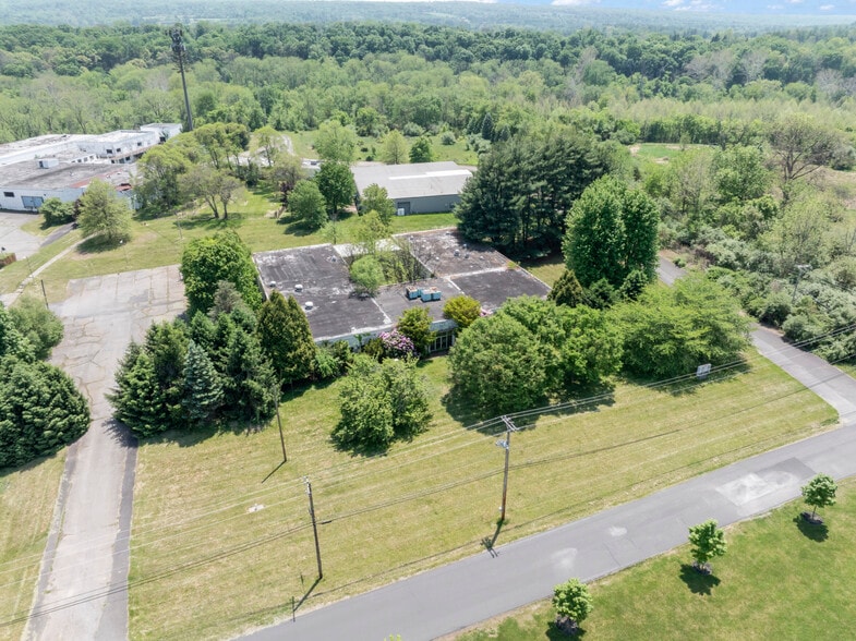 More Photos Of 110 Woodfern Rd, Branchburg Warehouse For Sale