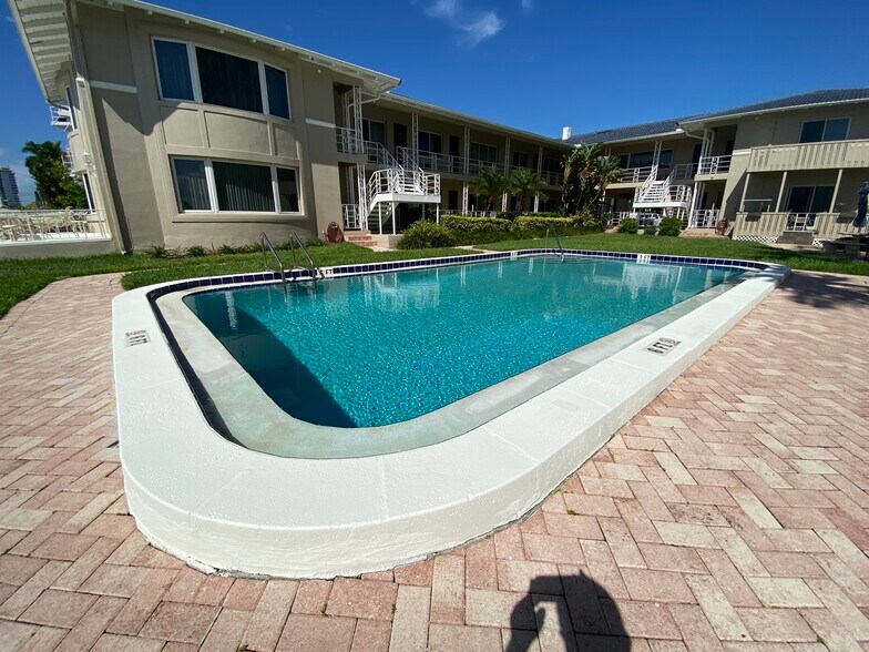 More Photos Of 623 Bayshore Dr, Fort Lauderdale Apartments For Sale