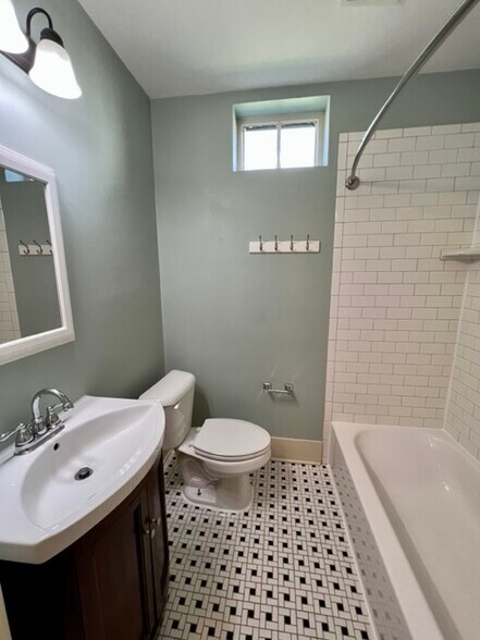 More Photos Of 1772-1776 Madison Ave, Memphis Apartments For Sale