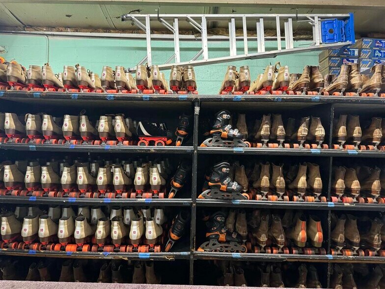 More Photos Of 137 7th Ave, Huntington Skating Rink For Sale