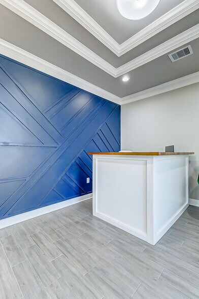 More Photos Of 26717 Westheimer Pky, Katy Medical For Sale