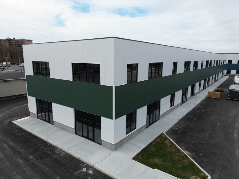 More Photos Of 140 Ace St, Fall River Light Manufacturing For Lease