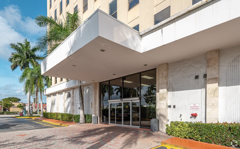 More Photos Of 1250 E Hallandale Beach Blvd, Hallandale Beach Office For Lease