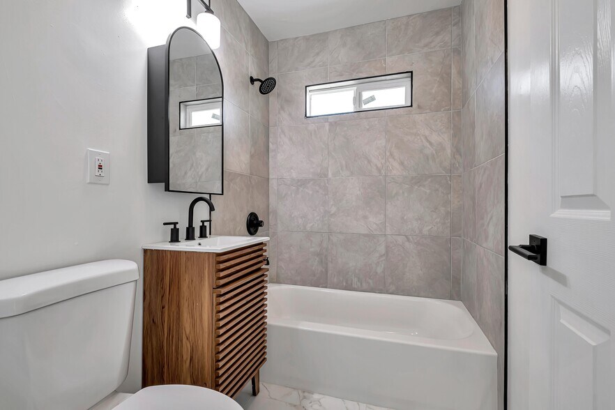 More Photos Of 344 Pennsylvania Dr, Watsonville Apartments For Sale