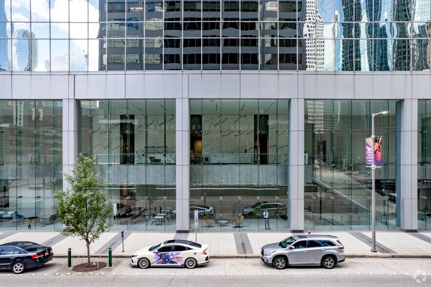 More Photos Of 1201 Louisiana St, Houston Office For Lease