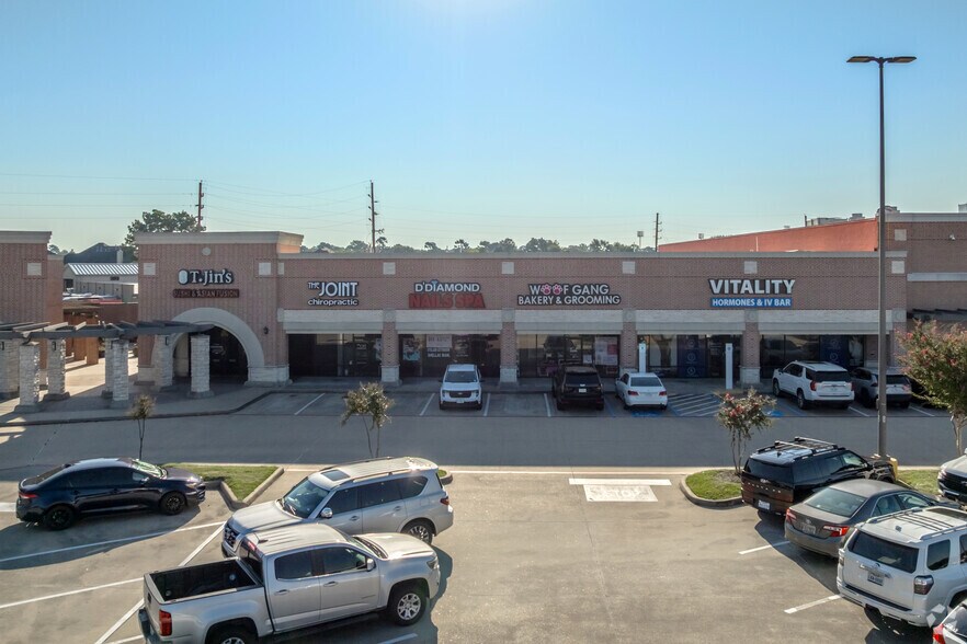 More Photos Of 8765-8765 Spring Cypress Rd, Spring General Retail For Sale