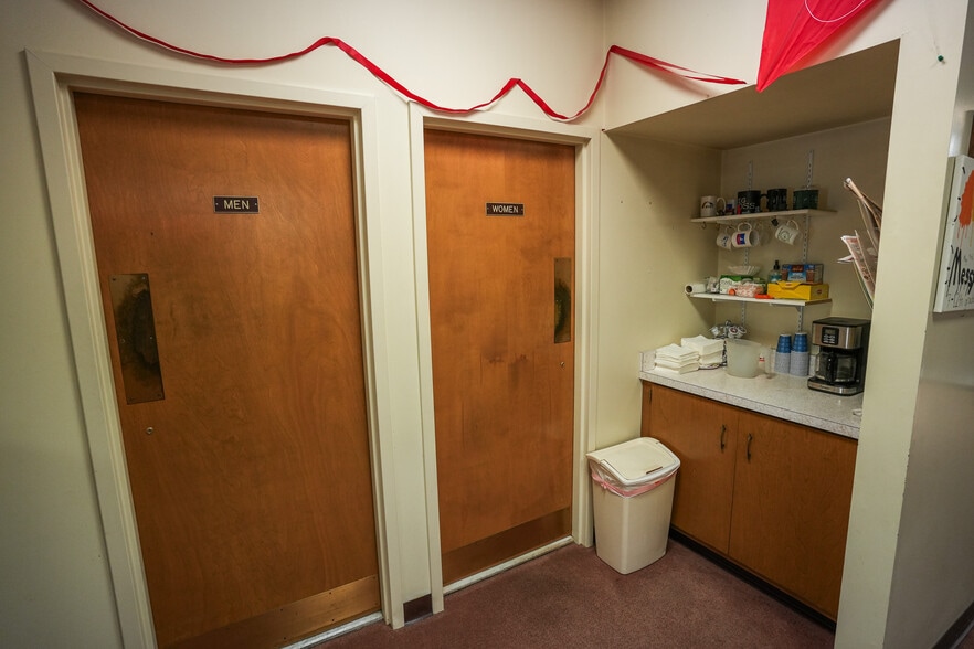 More Photos Of 431 Delaware Ave, Palmerton Office For Sale