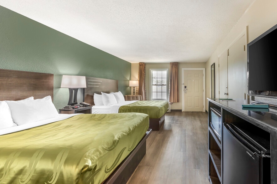 More Photos Of 8929 Old Number Six Hwy, Santee Hotel For Sale