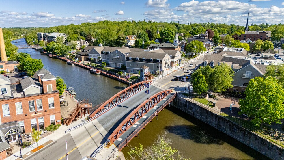More Photos Of 166 N Main St, Fairport Apartments For Sale