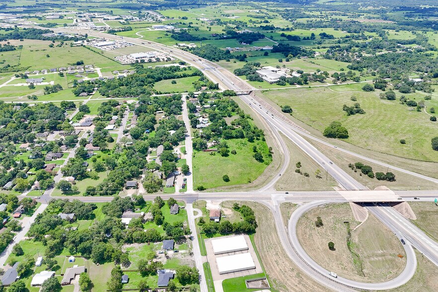 More Photos Of 102 Dixie Street, Brenham Land For Sale