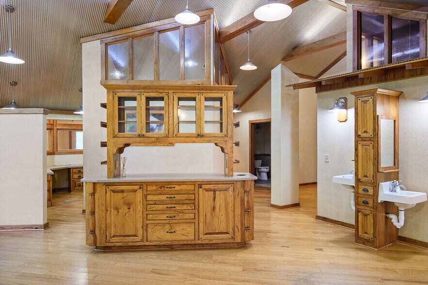 More Photos Of 10960 State Route 550, Vincent Healthcare For Sale