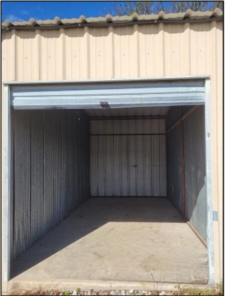 Primary Photo Of 400 Raymond St, Farmersville Self Storage For Lease
