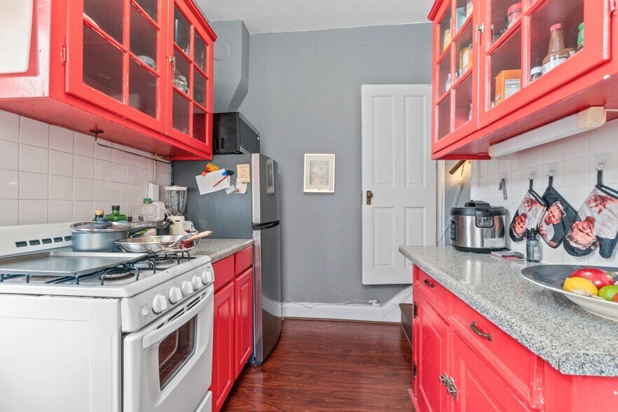 More Photos Of 645 Washington Blvd, Baltimore Apartments For Sale