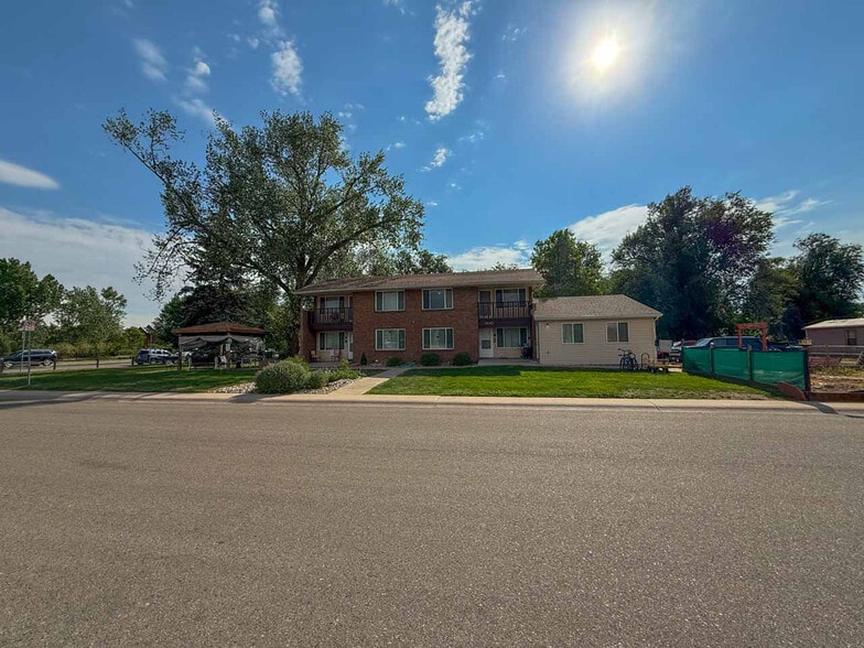 More Photos Of 101 Buckingham St, Fort Collins Apartments For Sale