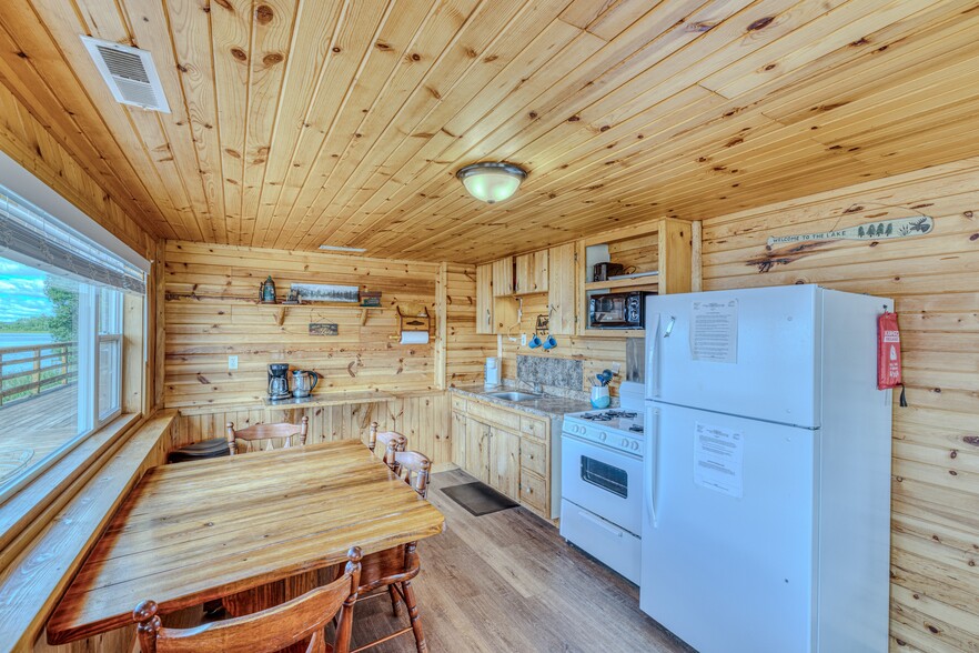 More Photos Of 8372 E Flowage Ln, Gordon Multifamily For Sale