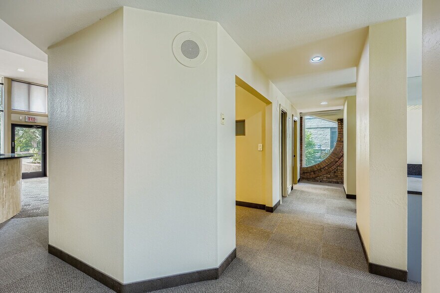 More Photos Of 2502 Abarr Dr, Loveland General Retail For Sale