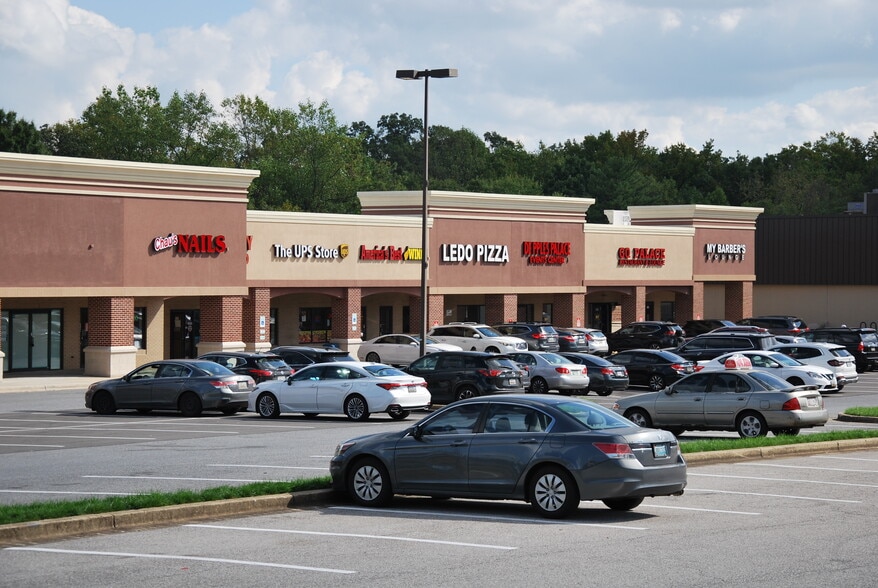 More Photos Of 8831-8865 Greenbelt Rd, Greenbelt General Retail For Sale