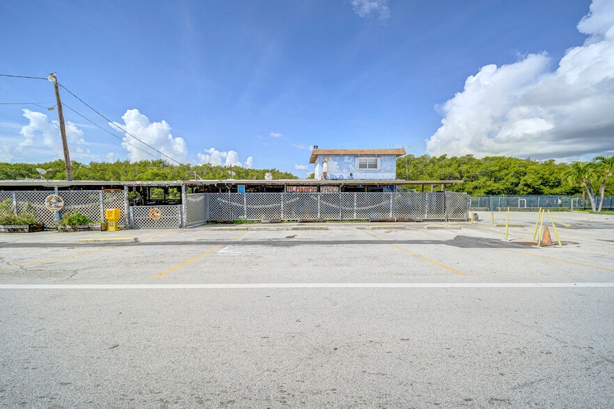 More Photos Of 58000 Card Sound Rd, Key Largo Restaurant For Sale