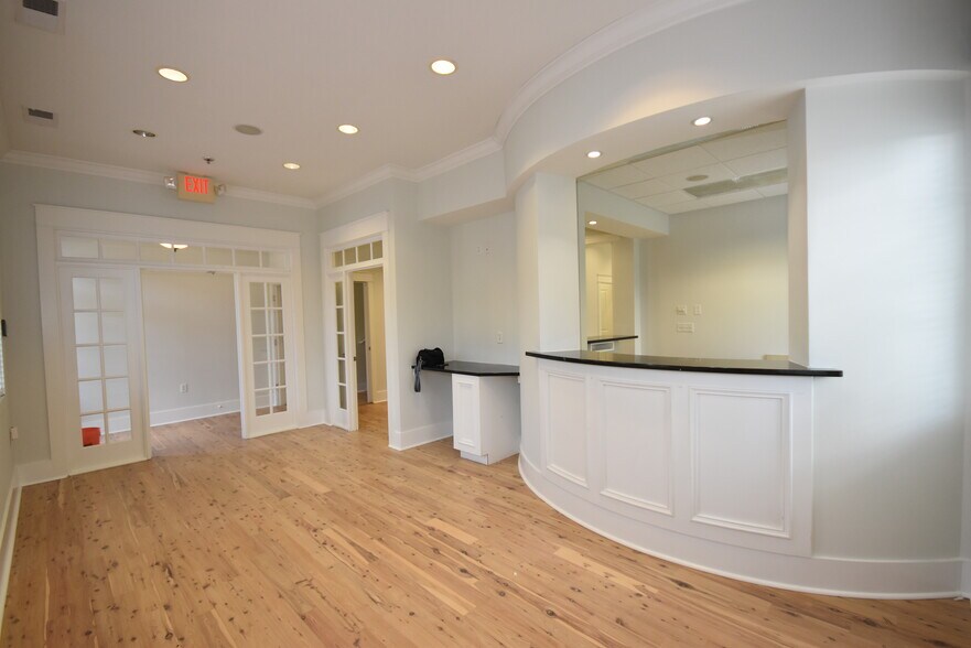 More Photos Of 277 Willbrook Blvd, Pawleys Island Office For Sale