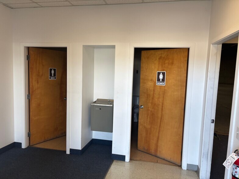 More Photos Of 33 Plan Way, Warwick Warehouse For Lease