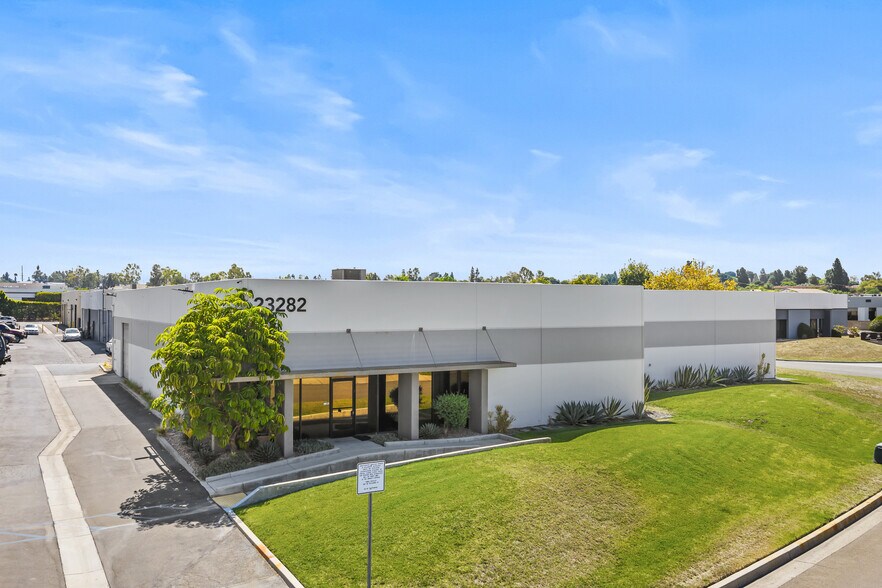 More Photos Of 23282 Peralta Dr, Laguna Hills Warehouse For Sale