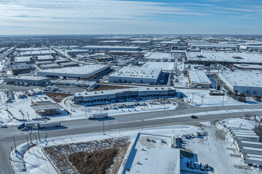 More Photos Of 1414-1440 Bolingbrook Dr, Romeoville Distribution For Lease