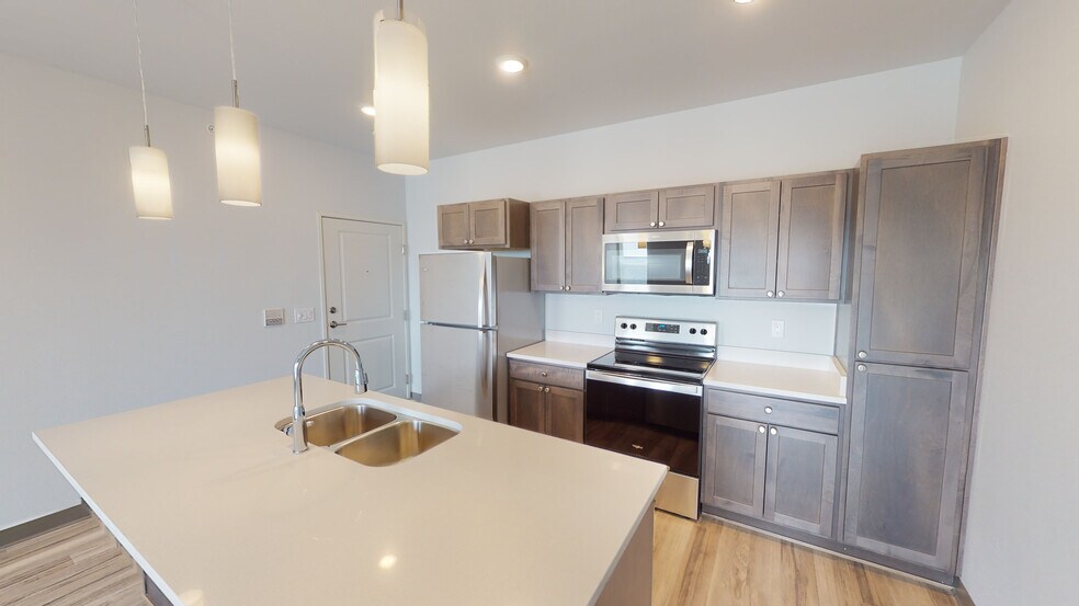 More Photos Of 134 Cedar Dr, Gilbert Apartments For Sale