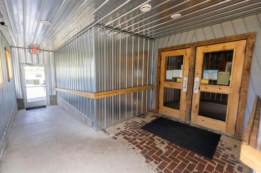 More Photos Of 12201 Albee Rd, Burt Restaurant For Sale
