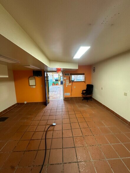 More Photos Of 234 S Ashland Ave, Chicago Office For Lease