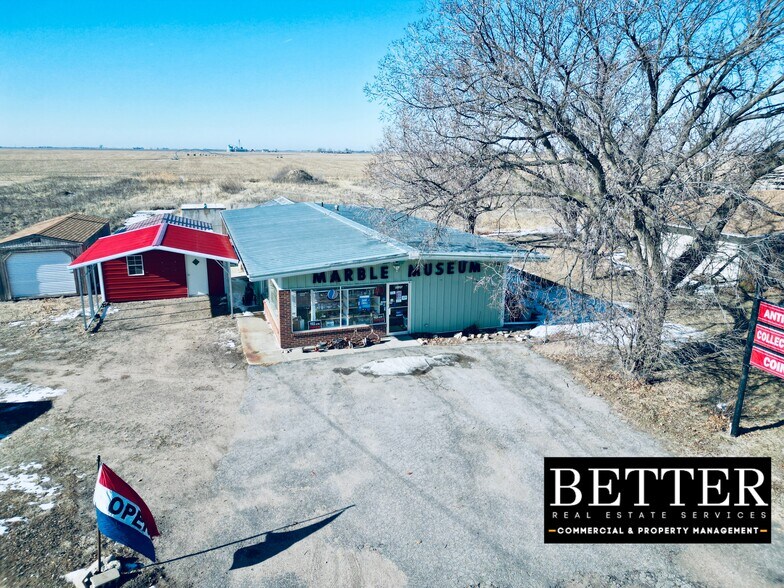 More Photos Of 3120 S Lincoln Ave, York Showroom For Sale