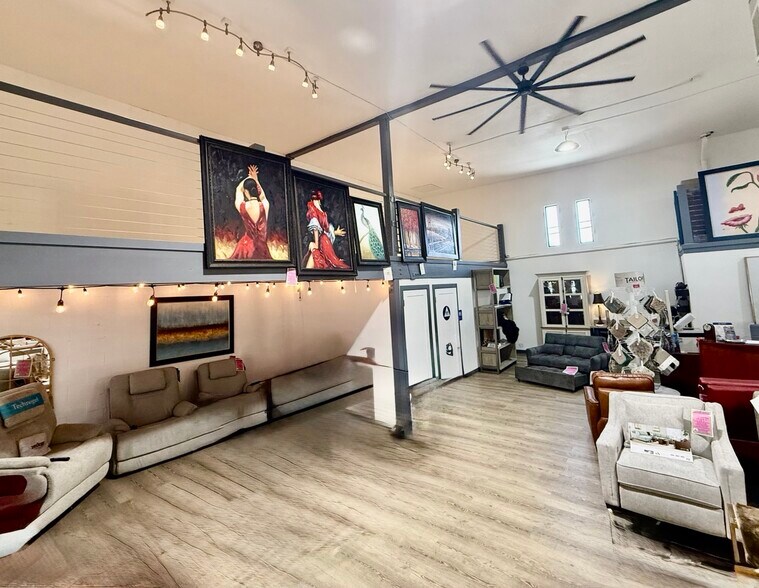 More Photos Of 225 Lander Ave, Turlock Storefront Retail Office For Sale