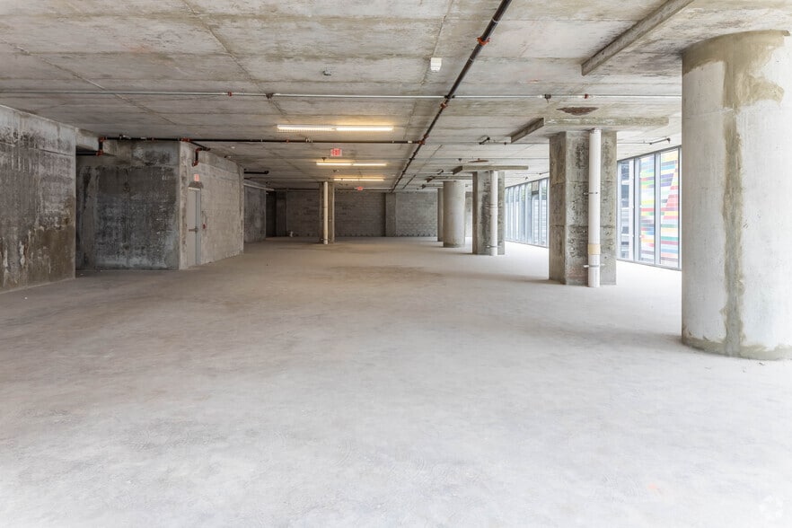 More Photos Of 25 SW 9th St, Miami Office Residential For Lease