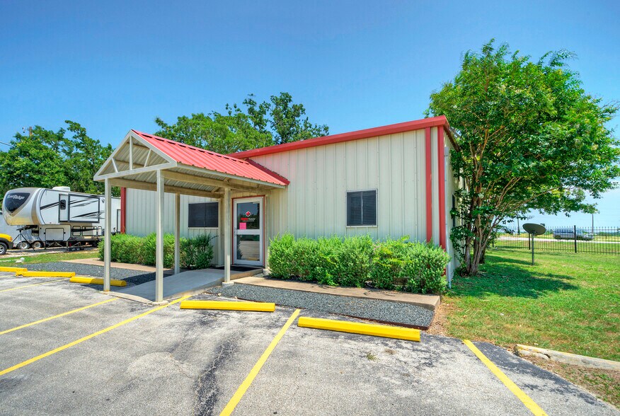 More Photos Of 8108 FM 973 N, Austin Land For Sale