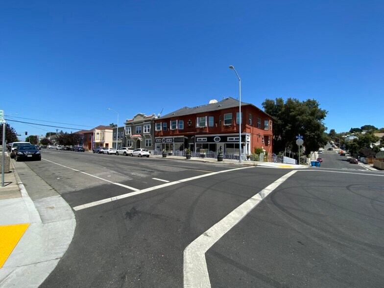 More Photos Of 900-906 Marin St, Vallejo Storefront Retail Residential For Sale