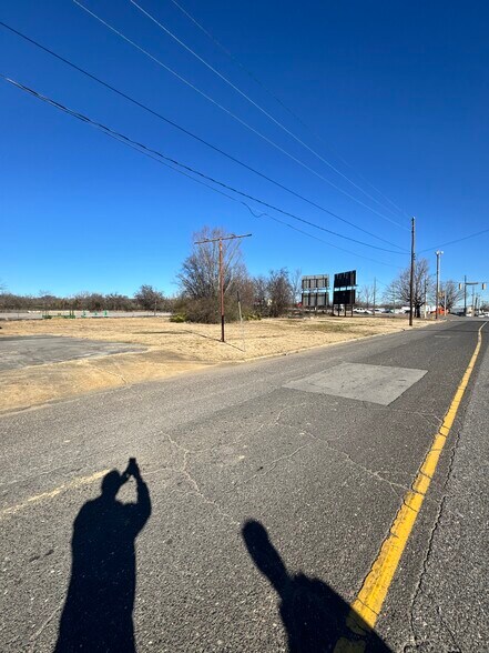 More Photos Of 2024 Avenue C, Birmingham Office Residential For Sale