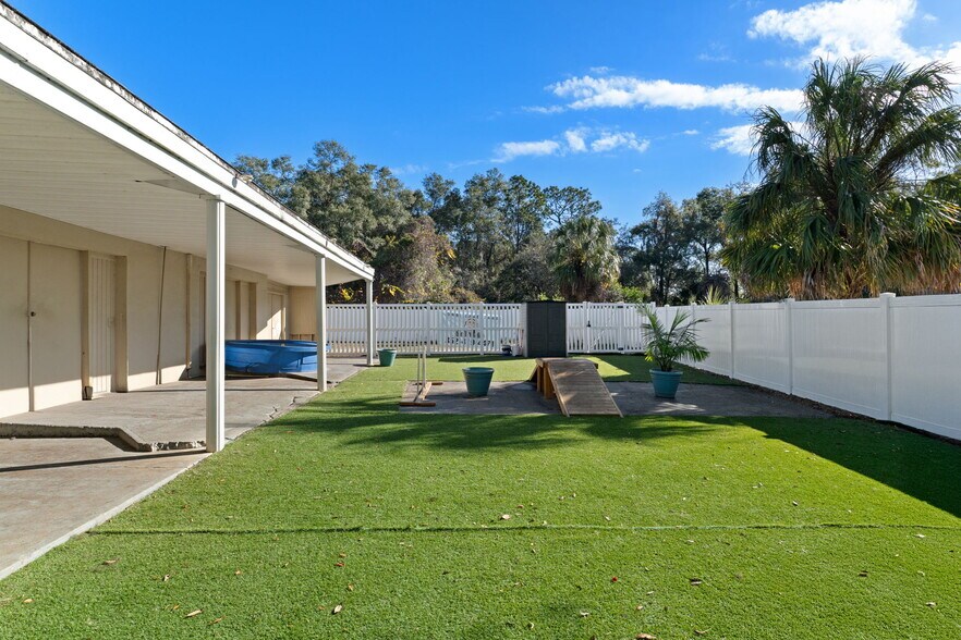 More Photos Of 3287 S Florida Ave, Inverness Office For Sale