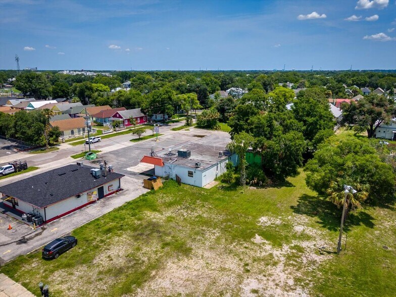 More Photos Of 20 E 9th St, Jacksonville Freestanding For Lease