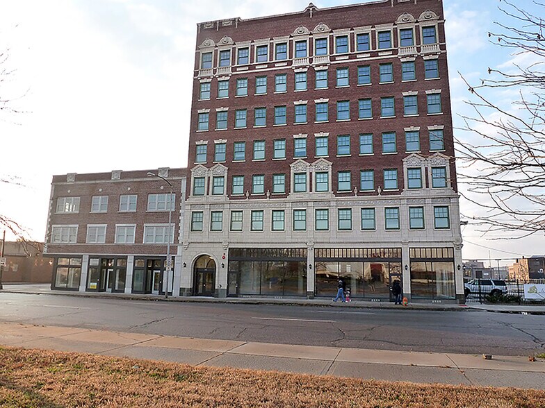 Primary Photo Of 131-137 E 5th Ave, Gary Apartments For Lease