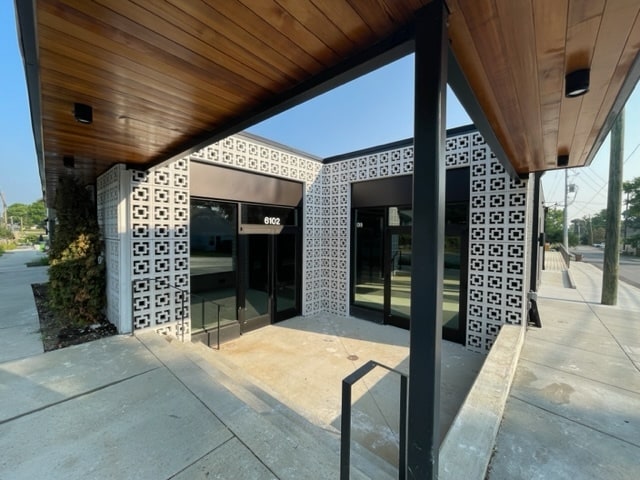 More Photos Of 6100 Robertson Ave, Nashville Storefront For Lease