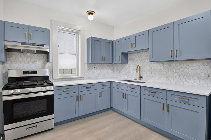 More Photos Of 1528 E 74th Pl, Chicago Apartments For Sale