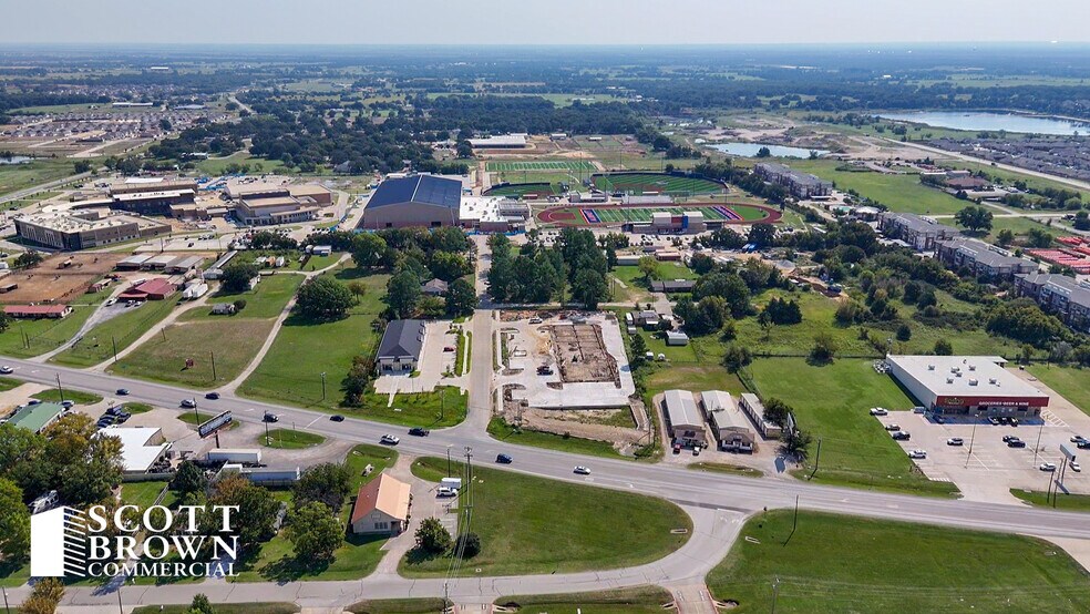 More Photos Of 500 Pine Ridge Lane, Aubrey General Retail For Sale