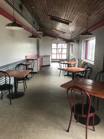 More Photos Of 429 W Hwy 20, Michigan City Drugstore For Sale