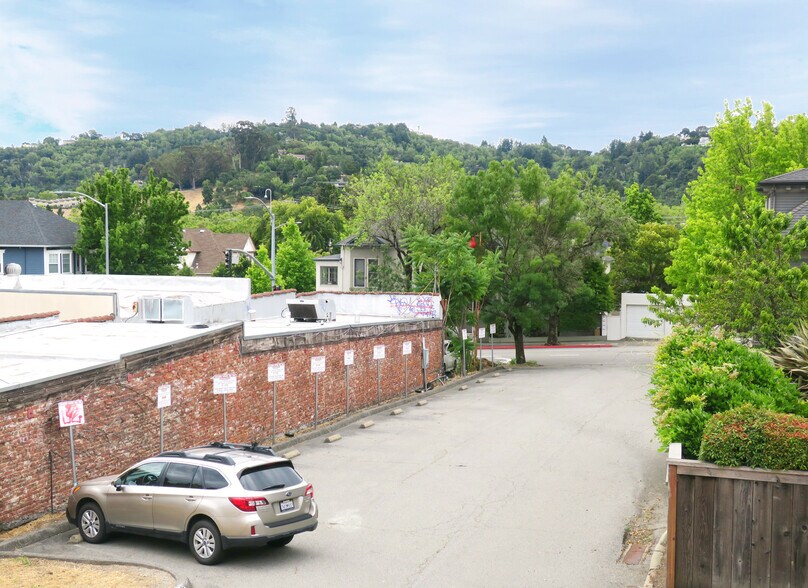 More Photos Of 1417 4th St, San Rafael Storefront For Lease