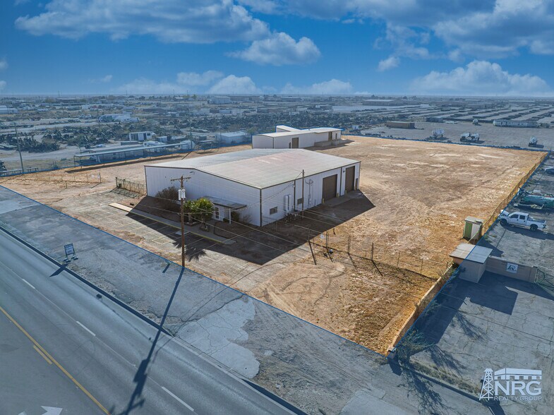 Primary Photo Of 2690 S County Rd W, Odessa Distribution For Lease