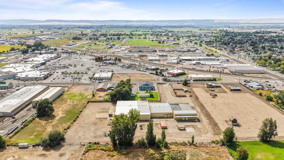 More Photos Of 1722 Morgan Rd, Sunnyside Warehouse For Sale