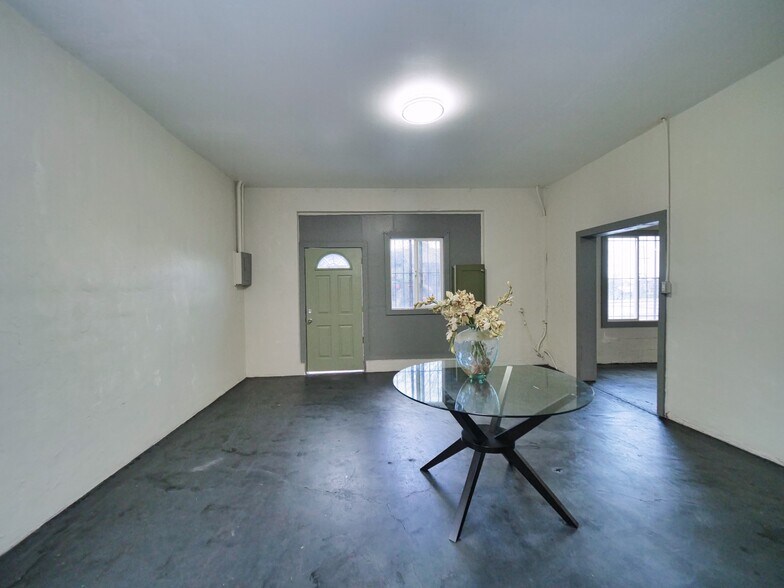 More Photos Of 9614-9616 MacArthur Blvd, Oakland Specialty For Sale
