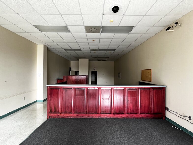 More Photos Of 141-147 Altama Connector, Brunswick General Retail For Lease