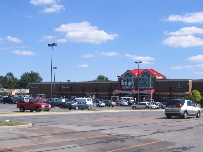 More Photos Of 4215 E 10th St, Indianapolis Unknown For Lease