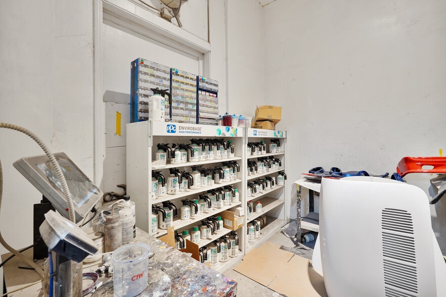 More Photos Of 245 24th St, Richmond Auto Repair For Sale