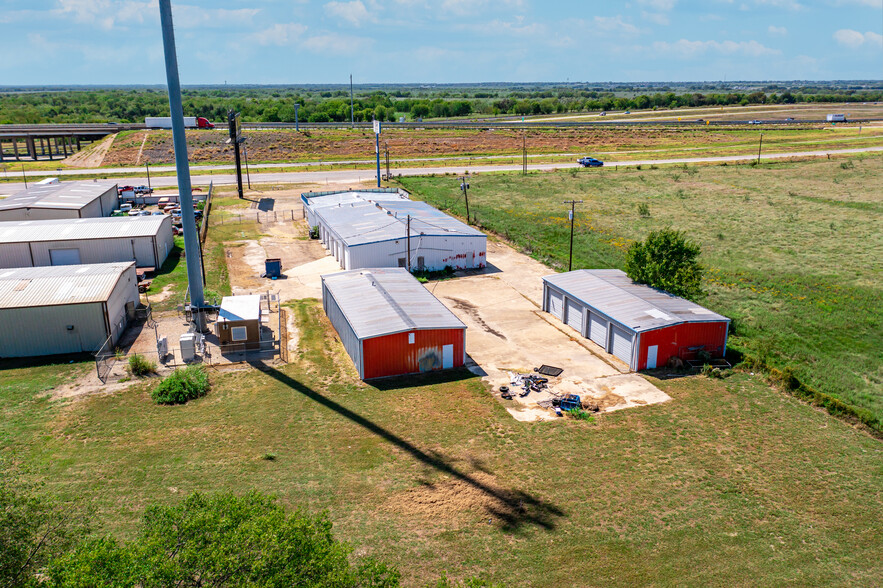 More Photos Of 5878 W US Highway 80, Terrell Showroom For Sale